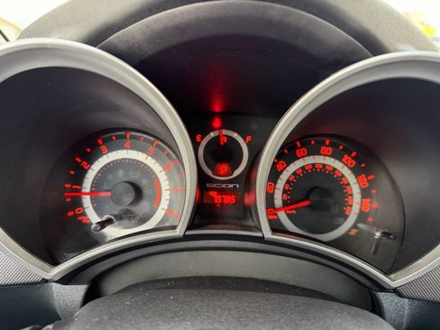 Used 2014 Scion tC image 28