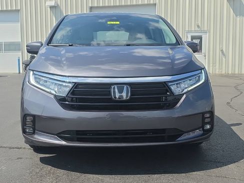 Certified 2024 Honda Odyssey EX-L image 2