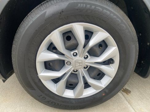 Certified 2024 Honda CR-V LX image 31