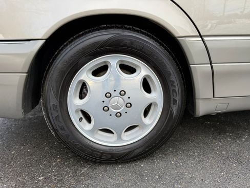 Used 1995 Mercedes-Benz S 500 Sedan image 61