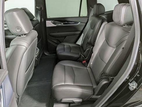 New 2025 Cadillac XT6 Premium Luxury w/ LPO, Floor Liner Package image 28