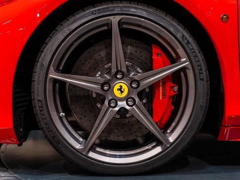 Certified 2014 Ferrari 458 Spider RWD image 13