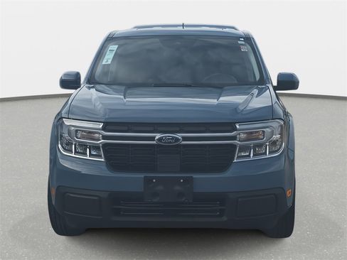 Used 2022 Ford Maverick Lariat w/ Lariat Luxury Package image 2