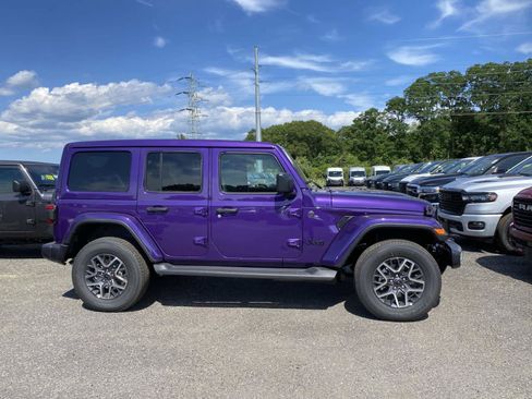 New 2026 Jeep Wrangler Unlimited Sahara AWD/4WD image 2