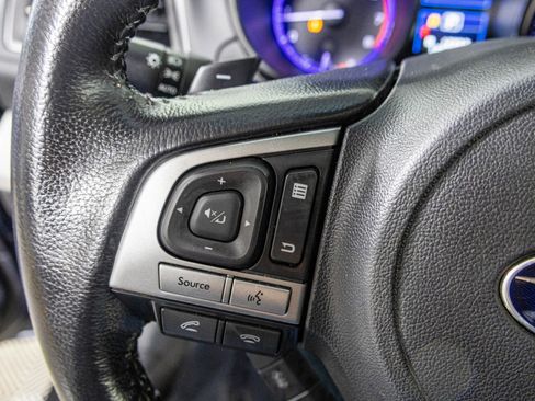 Used 2017 Subaru Outback 2.5i Premium image 32