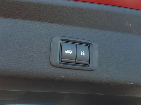 Used 2024 Mitsubishi Outlander SE image 11