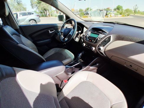 Used 2013 Hyundai Tucson GLS AWD/4WD image 24