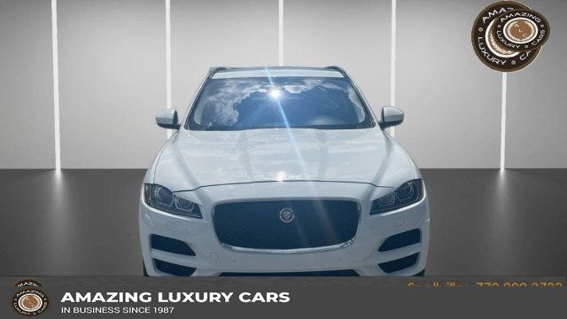 Used 2018 Jaguar F-PACE Prestige AWD/4WD image 1