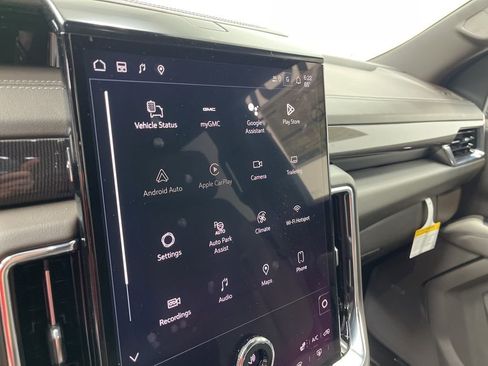 New 2026 GMC Yukon XL Elevation image 16