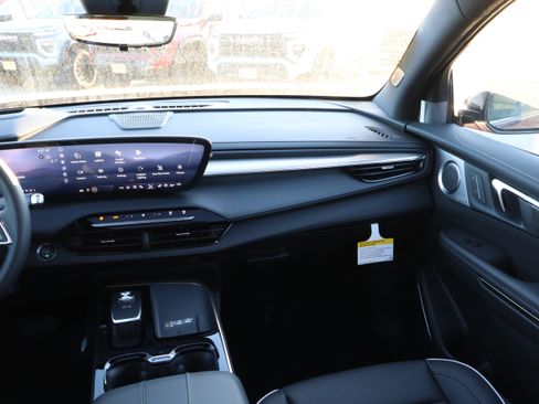 New 2026 Buick Enclave Avenir image 11