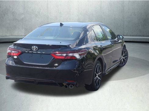 Used 2024 Toyota Camry SE FWD image 12