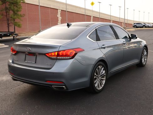 Used 2015 Hyundai Genesis 3.8 w/ Option Group 03 image 30