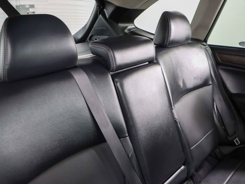 Used 2018 Subaru Outback 2.5i Limited w/ Popular Package #2 image 28