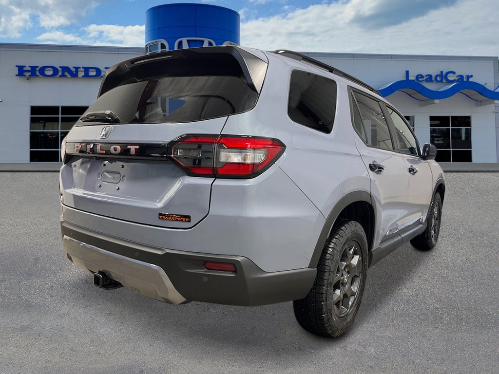 New 2026 Honda Pilot TrailSport image 5