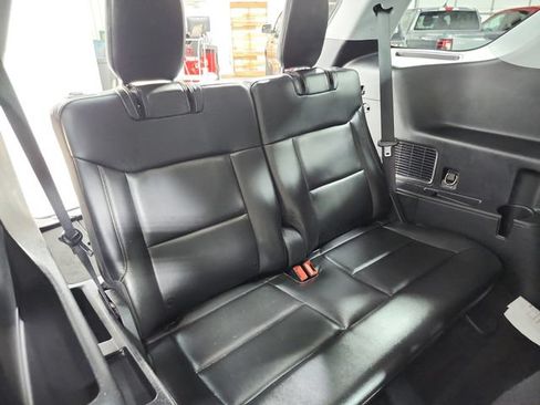 Used 2022 Ford Explorer XLT w/ Equipment Group 202A AWD/4WD image 47
