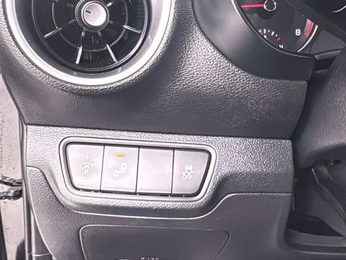 Used 2024 Kia Forte LXS w/ LXS Technology Package image 30