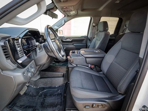 Used 2023 Chevrolet Silverado 1500 LT w/ Protection Package AWD/4WD image 13
