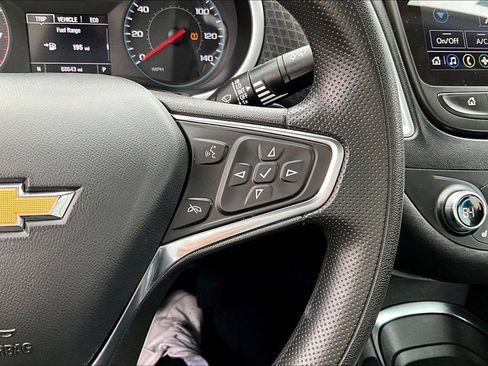 Used 2023 Chevrolet Malibu LT FWD image 18