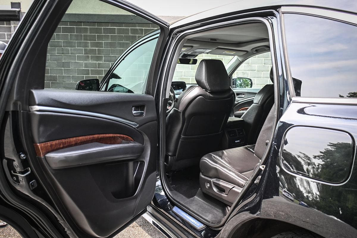 Used 2019 Acura MDX FWD image 11