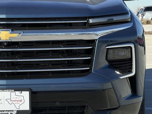 New 2026 Chevrolet Traverse High Country image 8