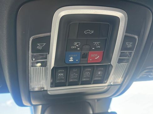 Used 2023 RAM 1500 Laramie image 22