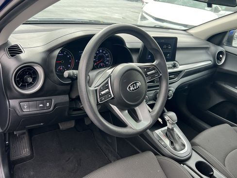 Used 2020 Kia Forte LXS image 19