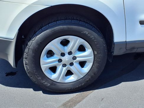 Used 2012 Chevrolet Traverse LS FWD image 24