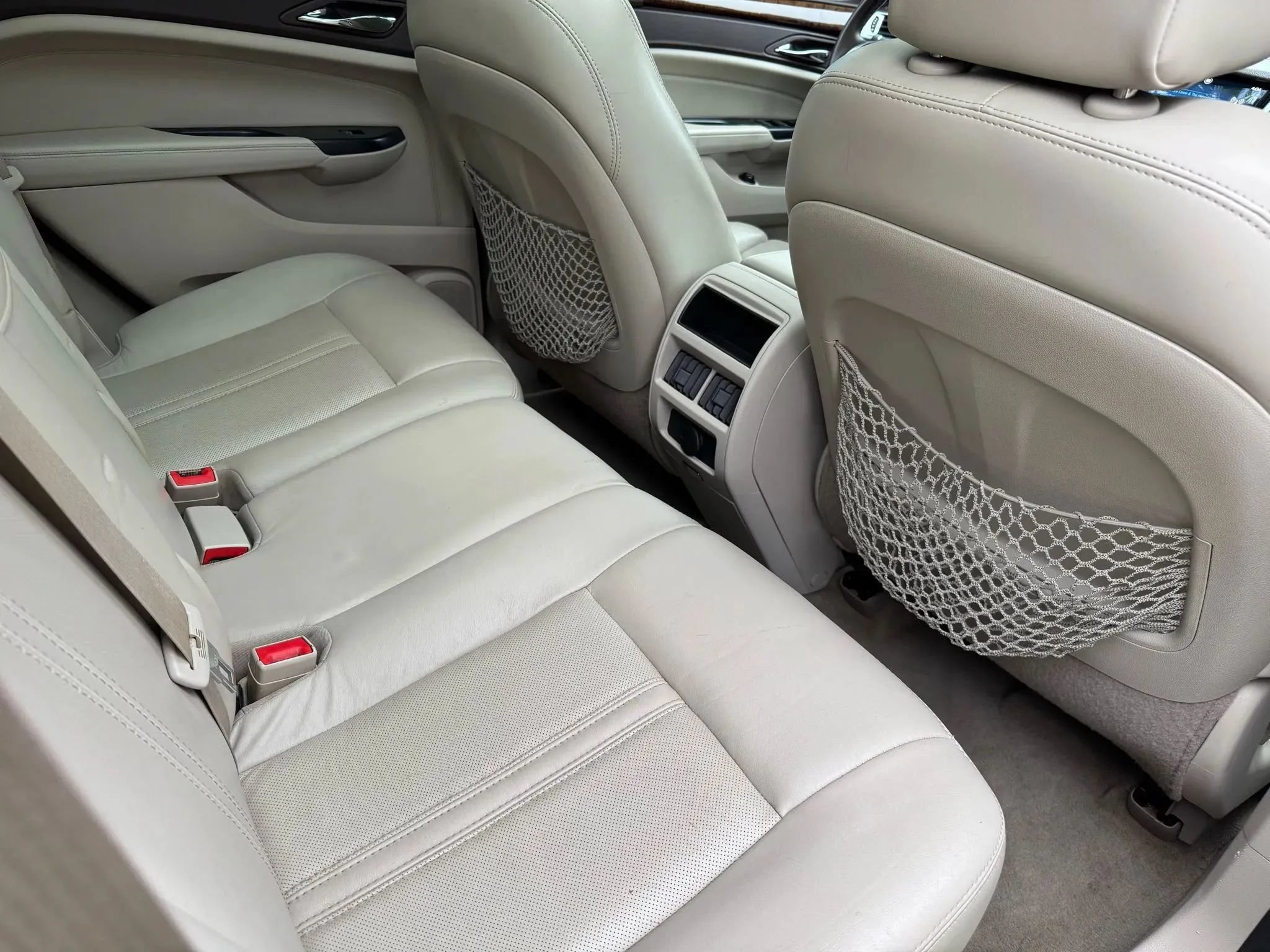 Used 2014 Cadillac SRX Luxury FWD image 19