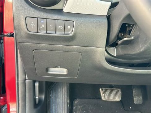 Used 2021 Hyundai Kona Ultimate AWD/4WD image 18