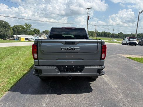 Used 2022 GMC Sierra 1500 Elevation RWD image 3