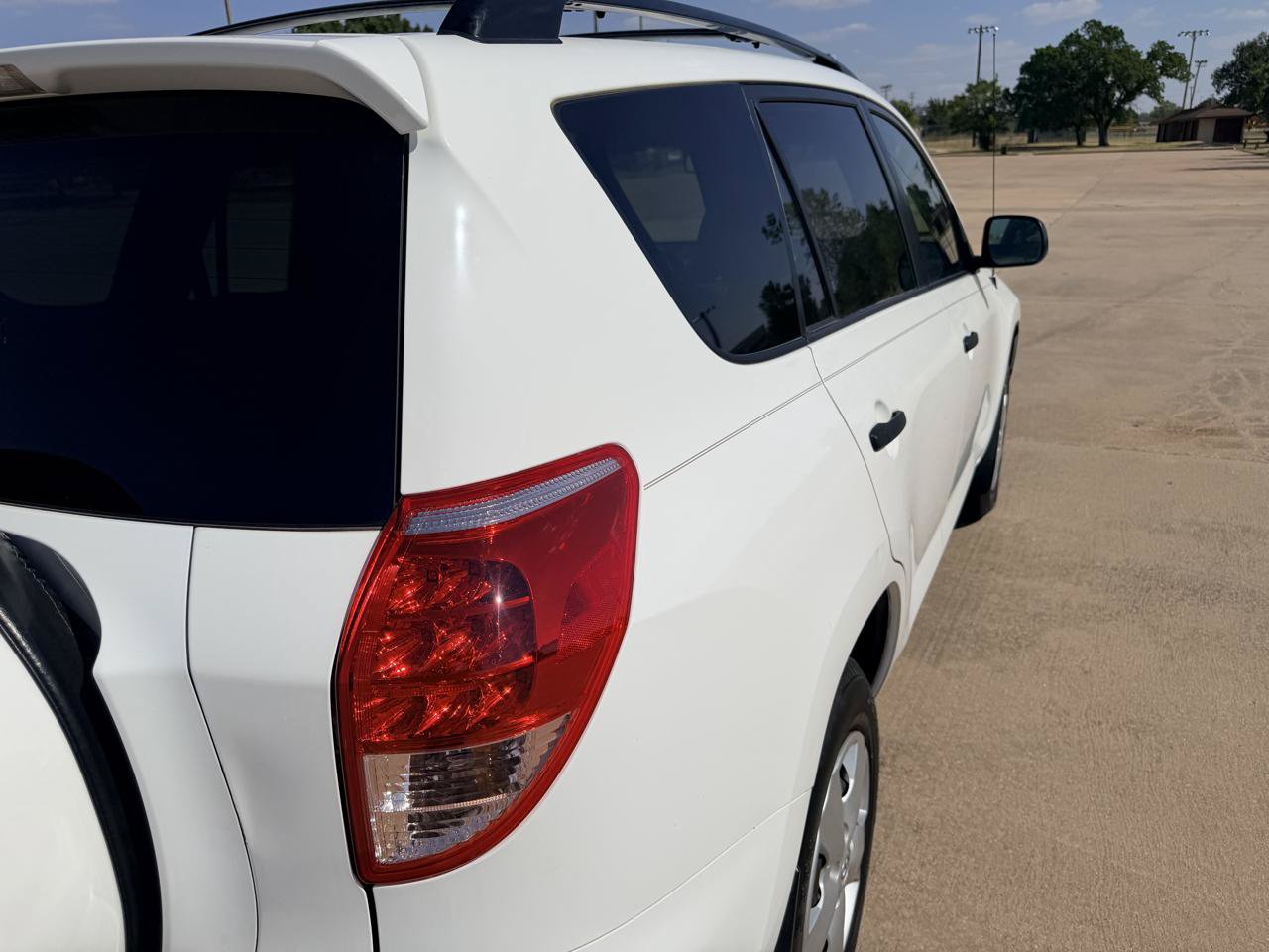 Used 2007 Toyota RAV4 2WD image 28