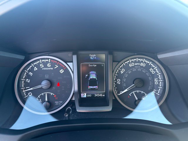Used 2023 Toyota Tacoma TRD Sport w/ TRD Premium Sport Package AWD/4WD image 29