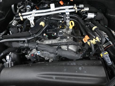 Used 2026 Ford Explorer Active AWD/4WD image 33