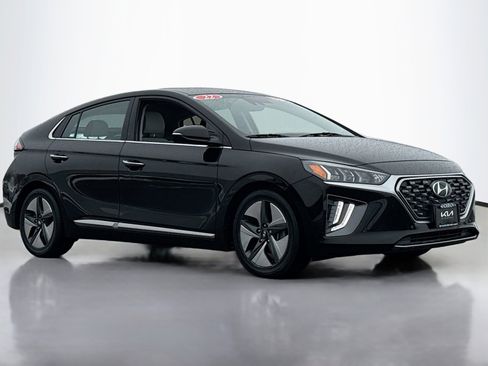 Used 2022 Hyundai Ioniq Limited image 1