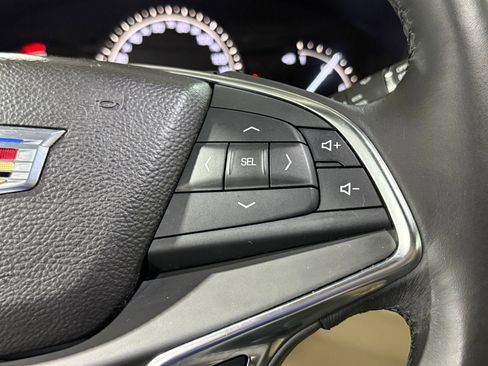 Used 2017 Cadillac XT5 Luxury w/ Driver Awareness Package image 25