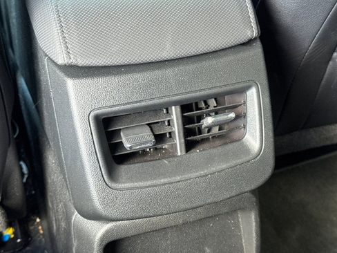 Used 2026 Chevrolet Equinox EV LT FWD image 40