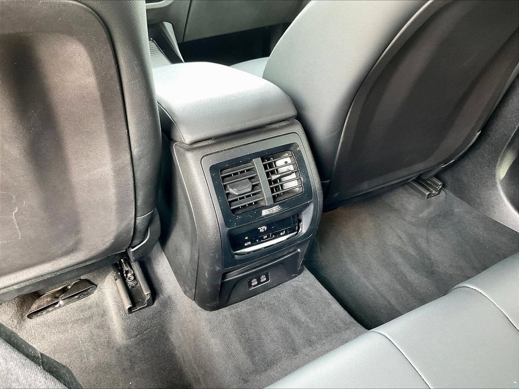 Used 2023 BMW X3 xDrive30i w/ Premium Essential Package AWD/4WD image 10