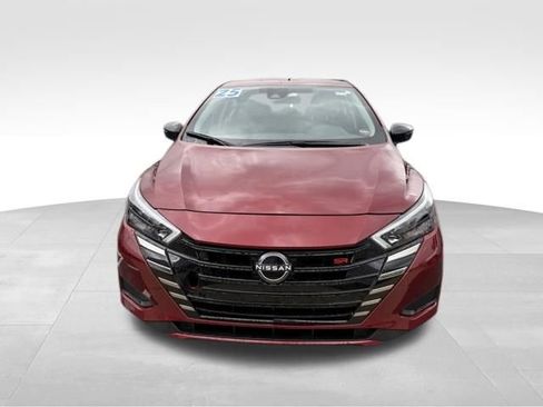 Used 2025 Nissan Versa SR w/ Trunk Package FWD image 2