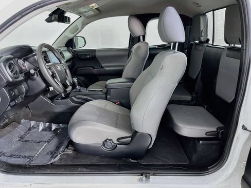 Used 2022 Toyota Tacoma SR w/ SX Package RWD image 28
