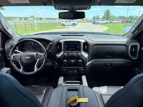 Used 2021 Chevrolet Silverado 1500 LTZ AWD/4WD image 6