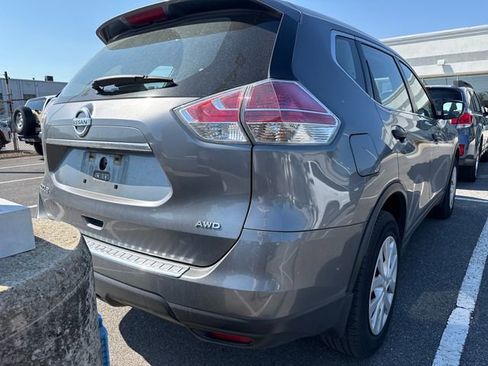 Used 2016 Nissan Rogue S AWD/4WD image 4