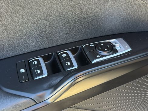 Used 2023 Kia K5 LXS image 27