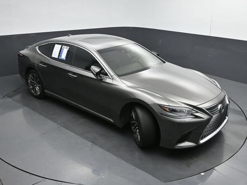 Used 2018 Lexus LS 500 w/ Interior Upgrade Package RWD image 43