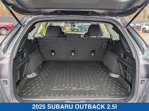 Certified 2025 Subaru Outback image 32