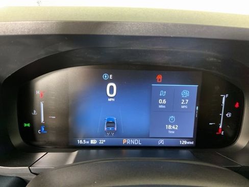 New 2025 Ford Maverick XLT w/ XLT Luxury Package AWD/4WD image 16