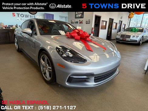 Used 2019 Porsche Panamera 4 image 1