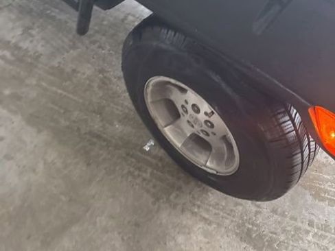 Used 1999 Jeep Wrangler SE image 19