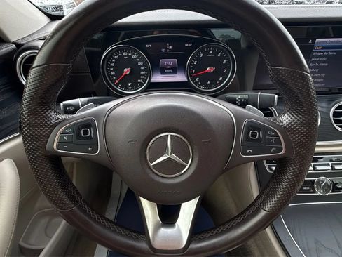 Used 2018 Mercedes-Benz E 300 image 29