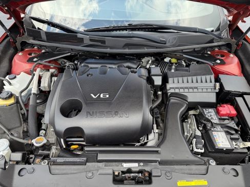 Used 2020 Nissan Maxima SR w/ Sport Mat Group image 40