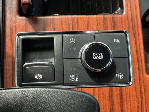 Used 2021 Lincoln Navigator Reserve w/ Luxury Package image 38